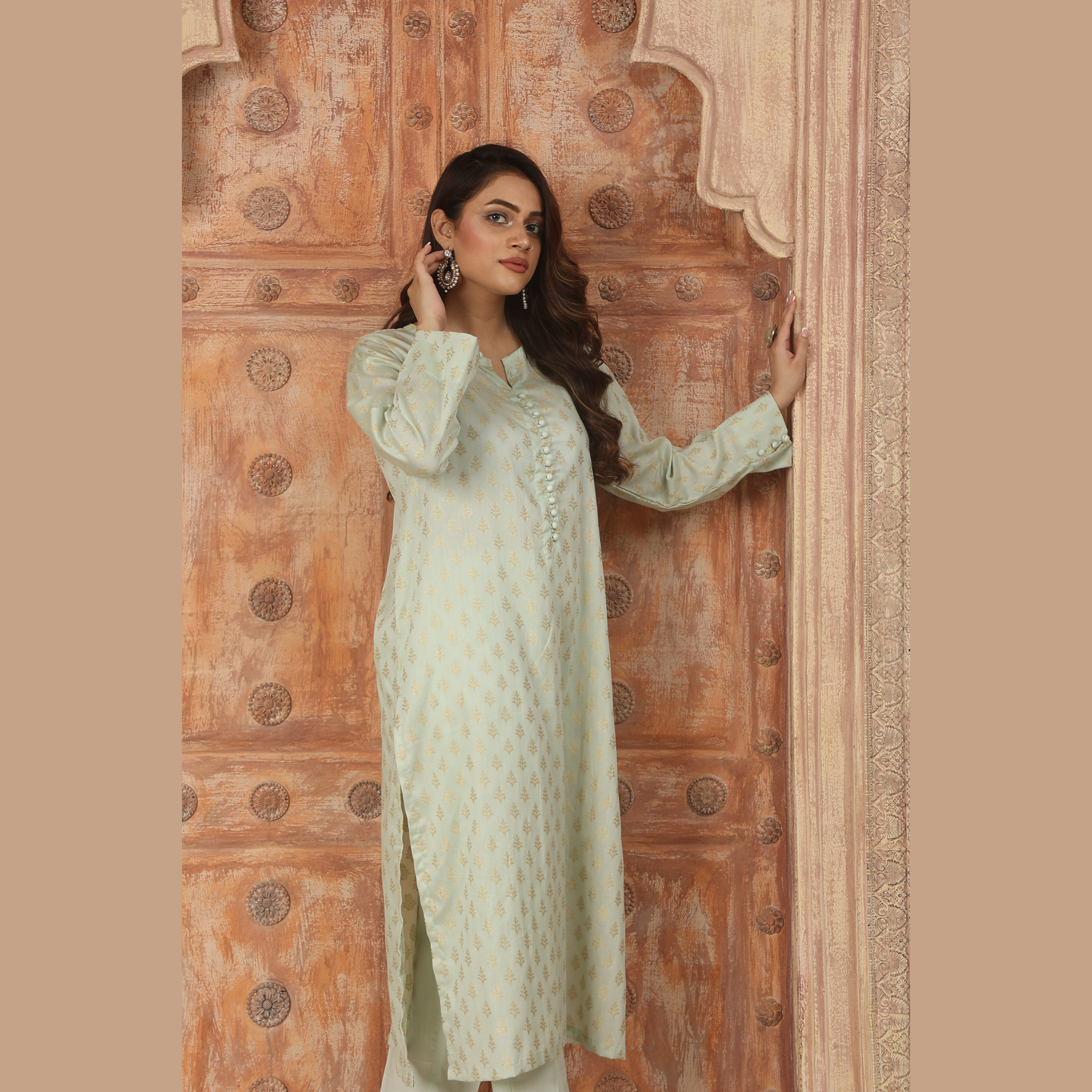 2PCS LIGHT GREEN EMBROIDED FABRIC LAWN SUIT