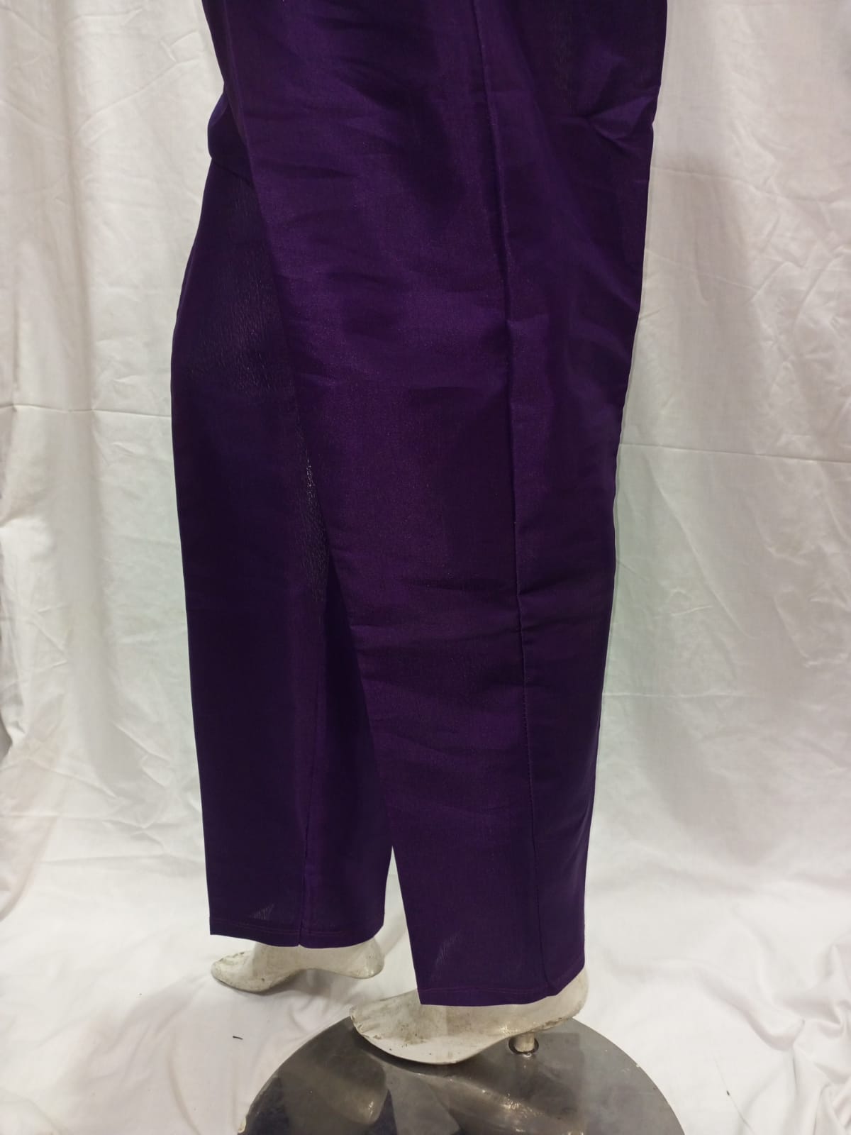 Silk Capri For Girls and Woman (Easy Matching With Any Fancy Shirt)