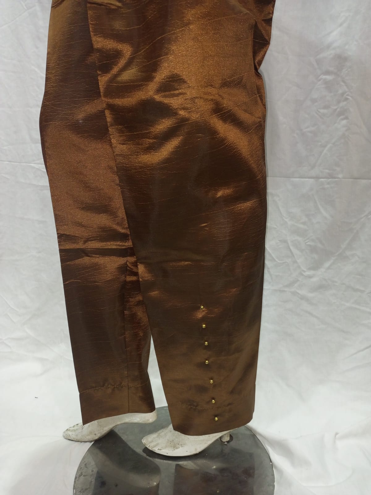 Silk Capri For Girls and Woman (Easy Matching With Any Fancy Shirt)
