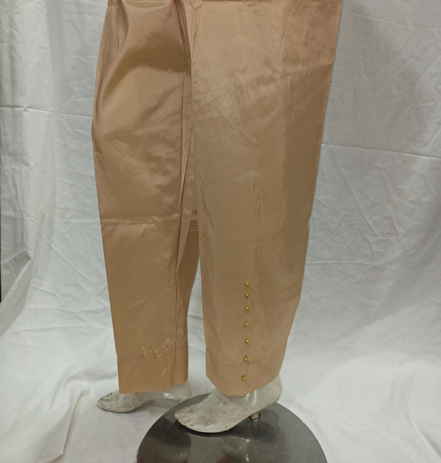 Silk Capri For Girls and Woman (Easy Matching With Any Fancy Shirt)