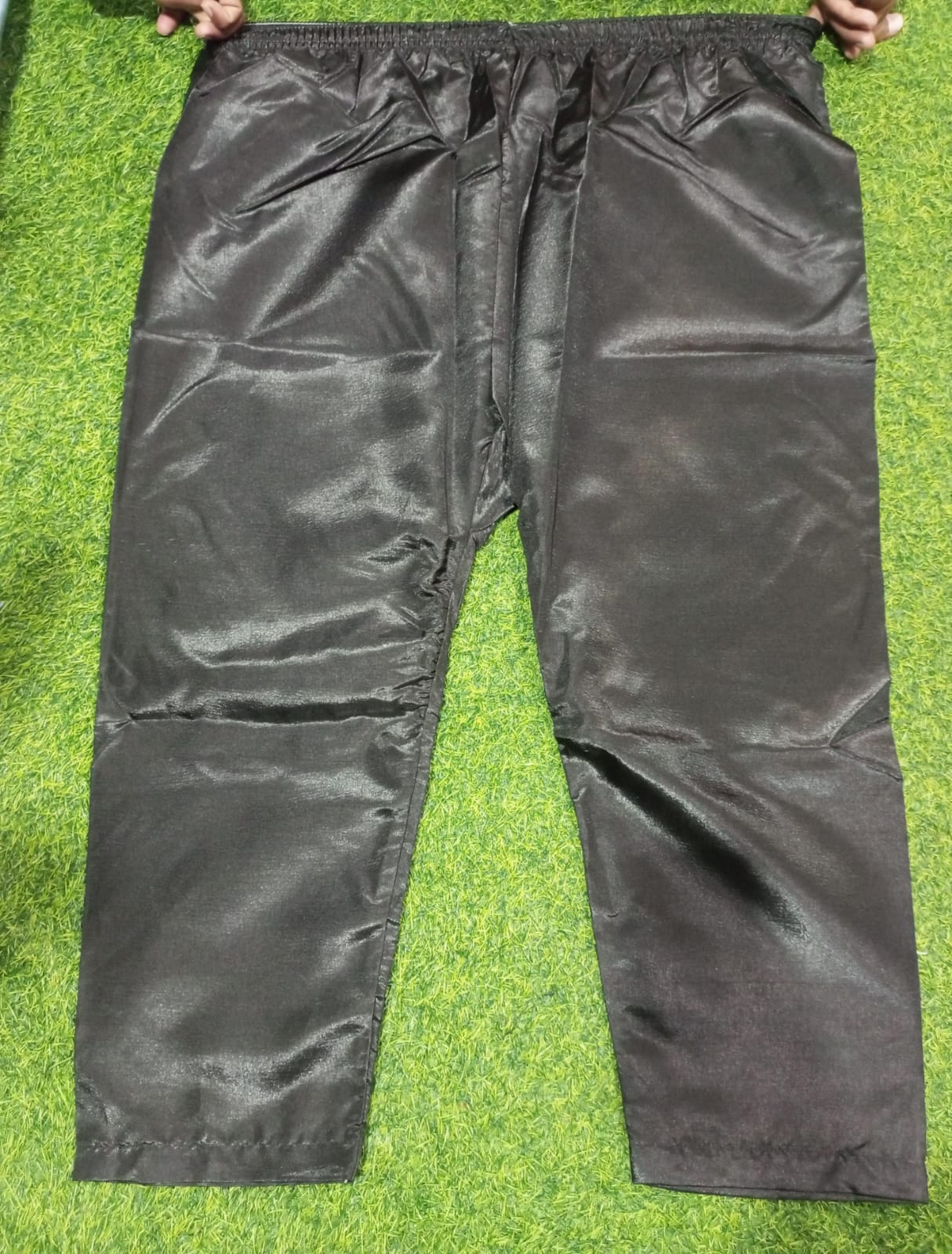 Silk Capri For Girls and Woman (Easy Matching With Any Fancy Shirt)