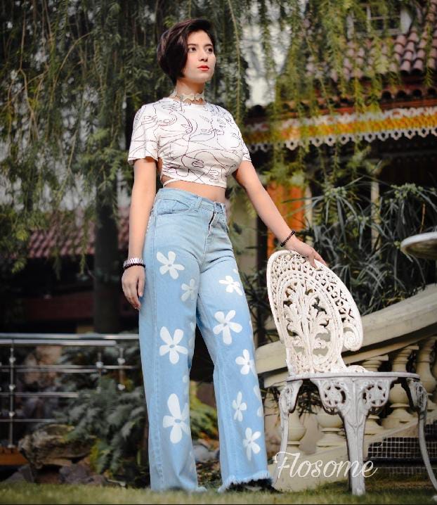 Wide Leg Flower Design Printed Jeans Flapper For Girls and Women