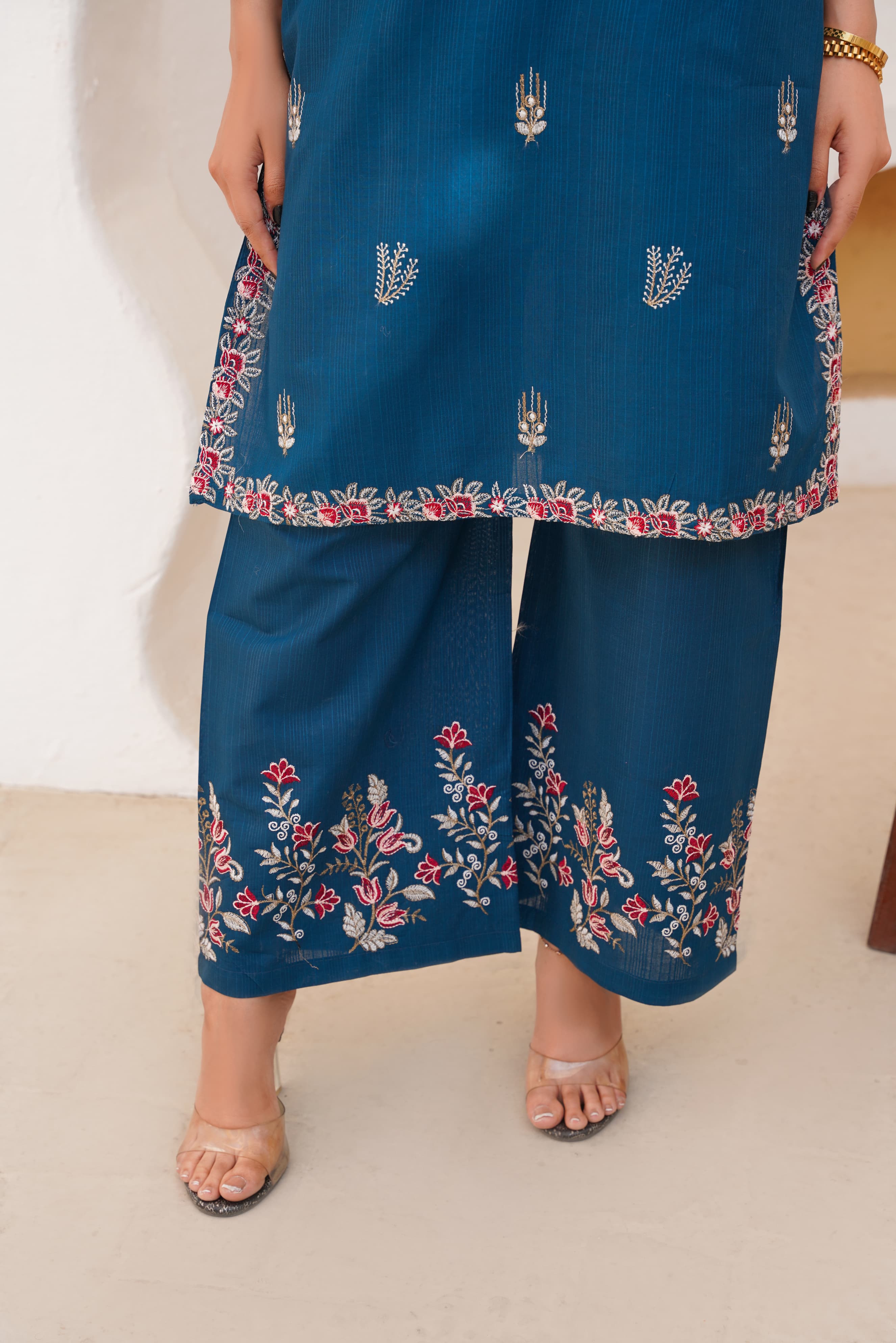 Doria Cotton Embroidery 3Pc Stitched Suit