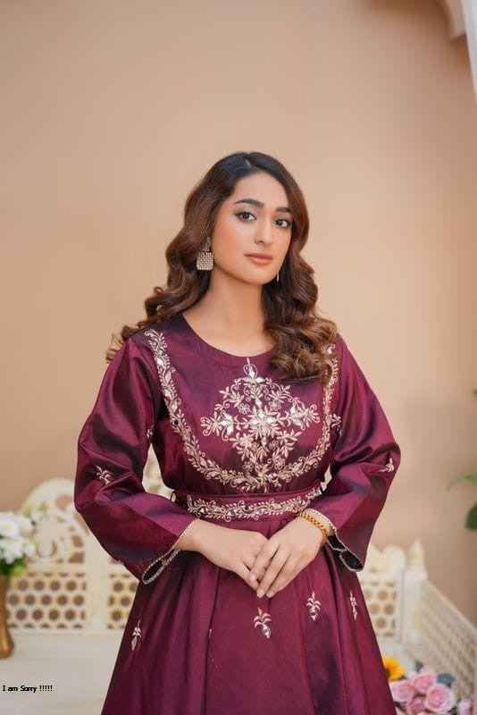 ELEGANT FLAIR HANDMADE 2-PC FROCK